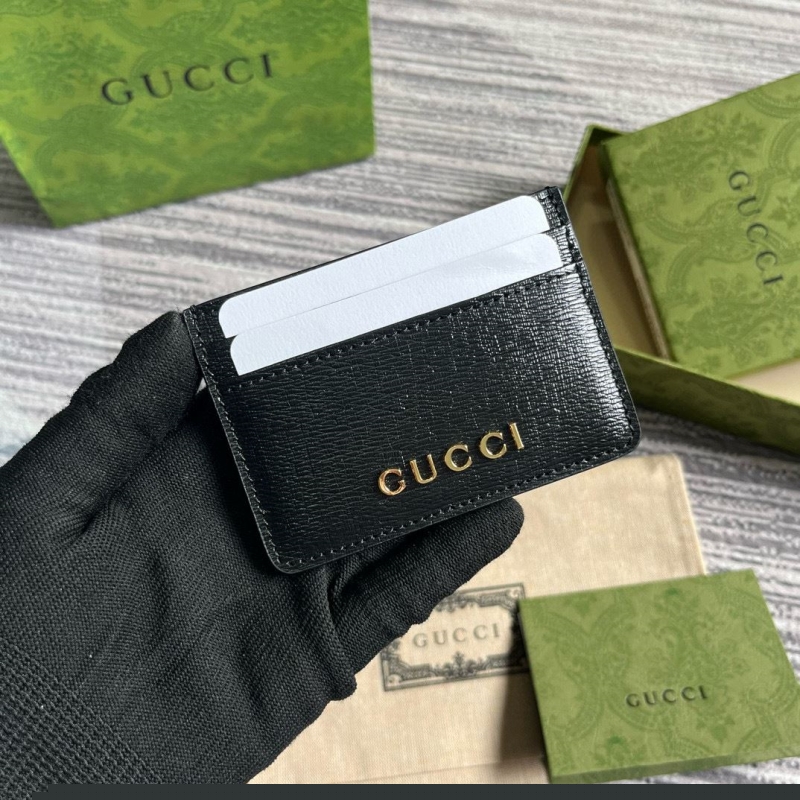 G*u*i wallets & purse